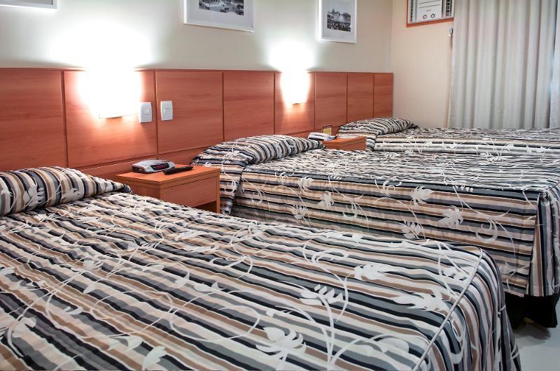 호텔 아틀란티코 비즈니스 센트로 리오데자네이루 외부 사진 A room at a hotel in Bangkok, Thailand.